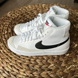 Nike Blazer